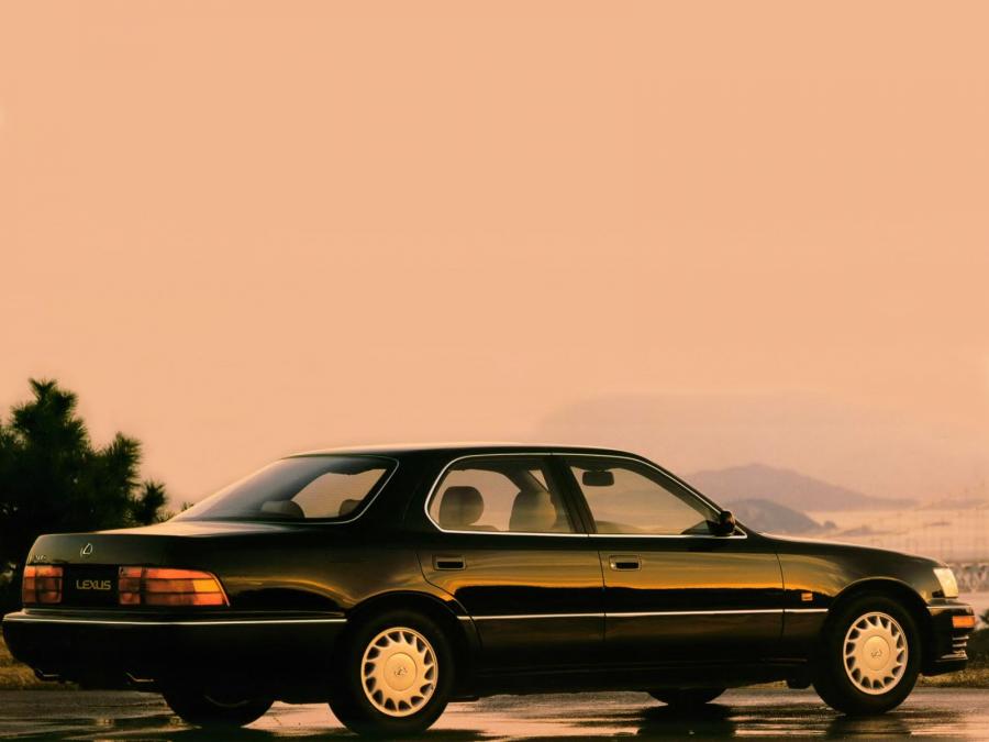  Lexus LS400 1989 года  (WW) (фото 17 из 18)